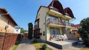 La Rosa, Siofok